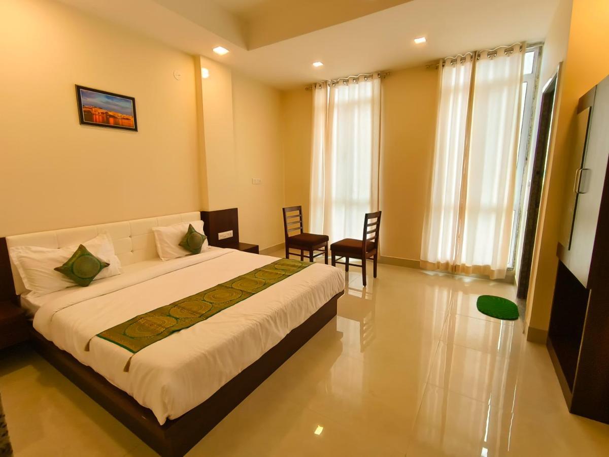 Hotel Veer Palace Near Udaipole Udaipur Bagian luar foto